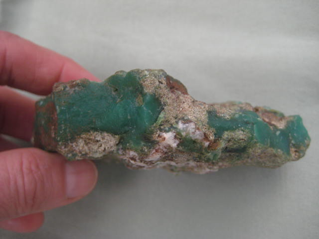 Chrysoprase Growth, compassion, connection with Nature, forgiveness, altruism2085